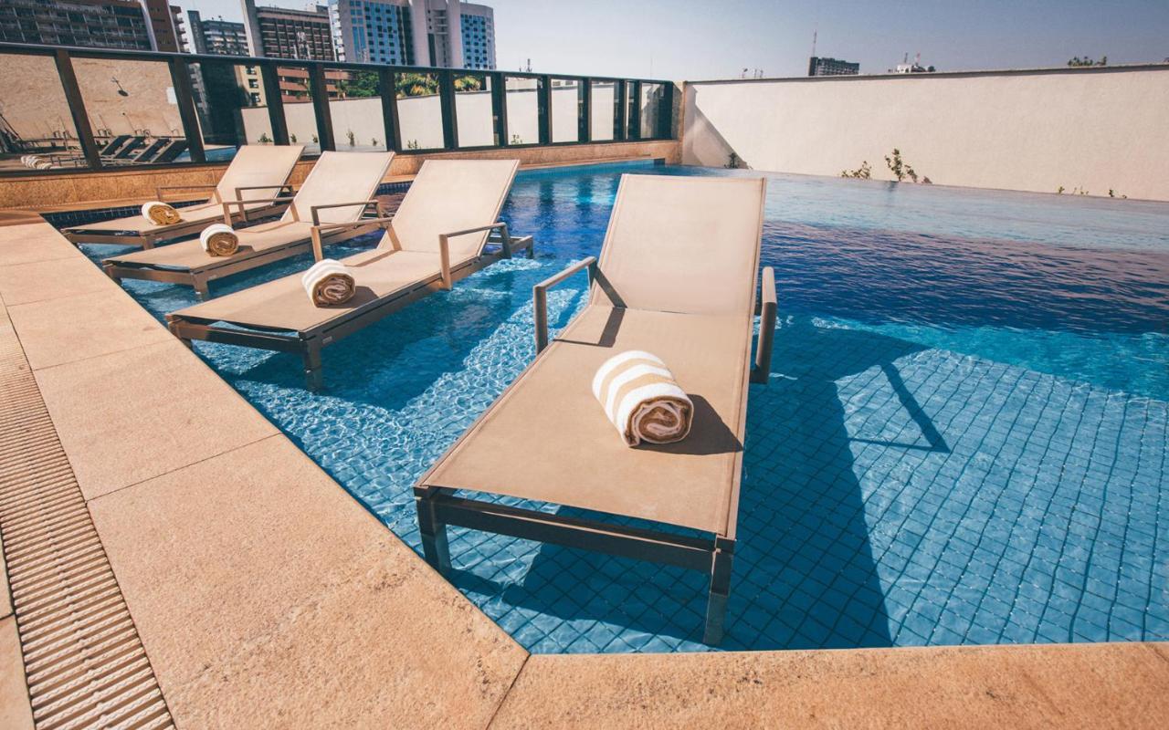 Cullinan Hplus Premium 브라질리아 외부 사진 Rooftop pool
