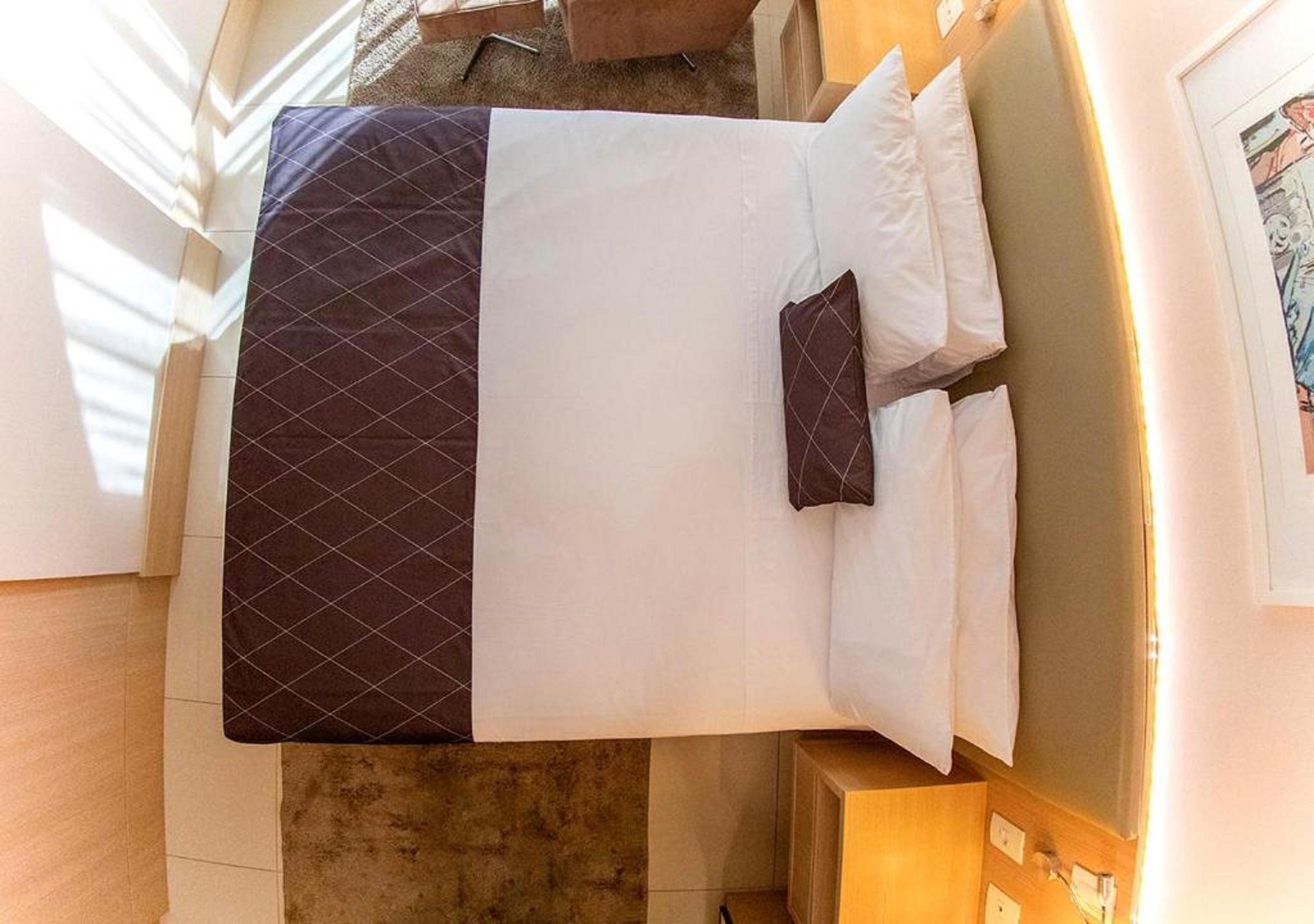 Cullinan Hplus Premium 브라질리아 외부 사진 A futon
